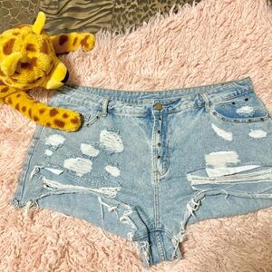 SHEIN Curve 2XL Distressed Blue Denim Shorts